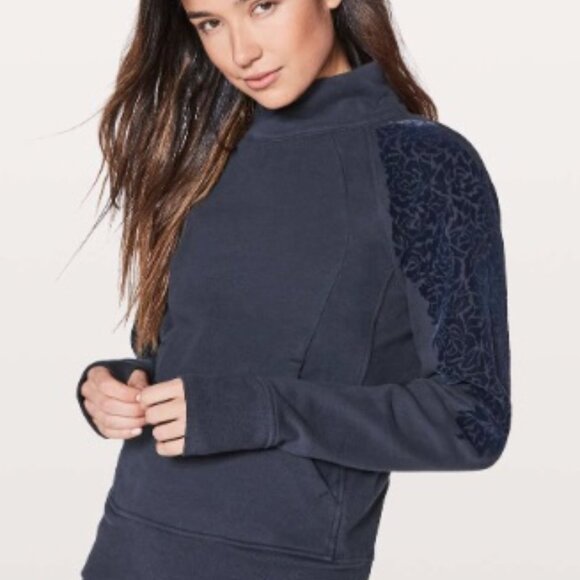 Lululemon Floral Flock Pullover Size 4 - Picture 1 of 11